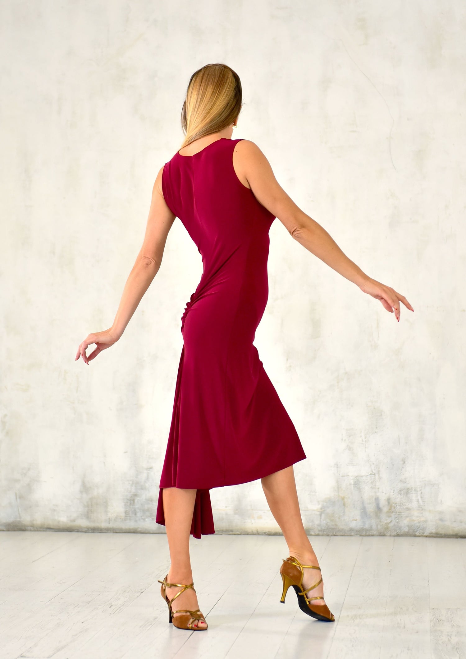 tango dress with tail