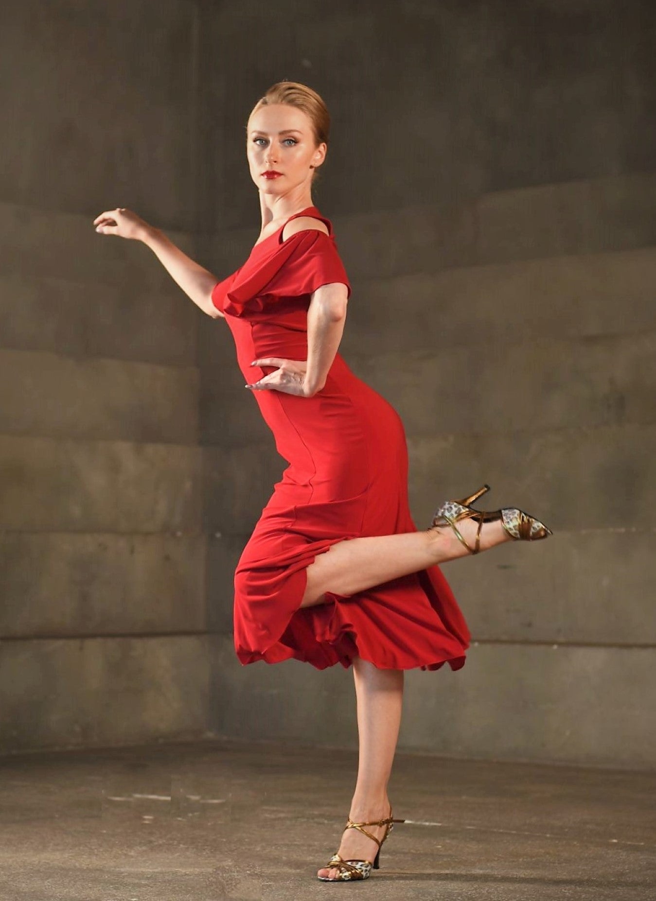 Tango Dress Nerea SM8030 Ruby red (195)