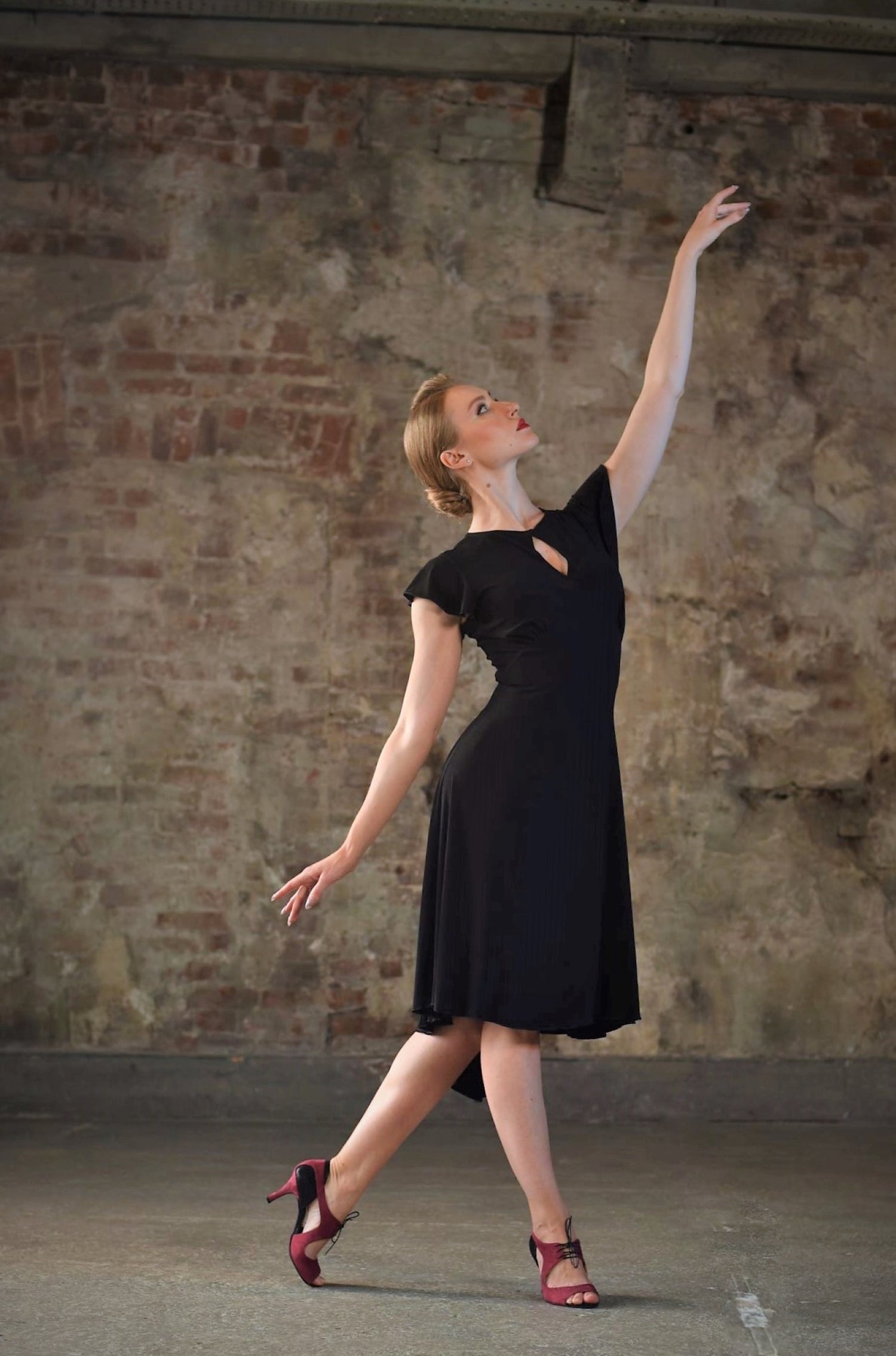 Tanzklied Martina SM8031 Rubinrot (195)