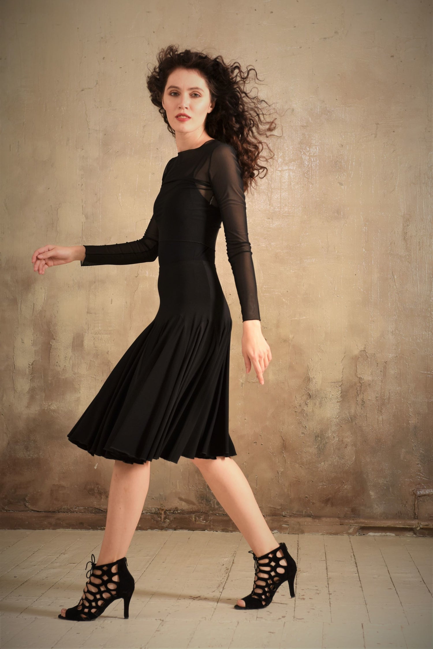 Tanzrock Swirl SM7012 Tiefschwarz (037)